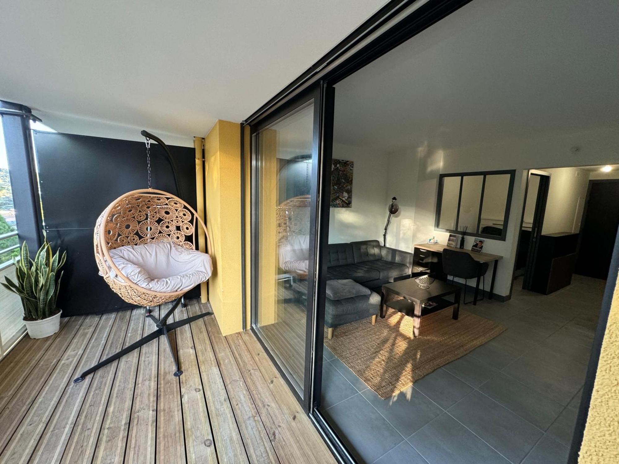 Tres Bel Appartement 戛纳 外观 照片